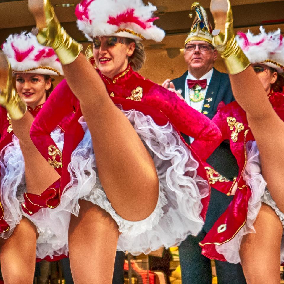 Free download high resolution image - free image free photo free stock image public domain picture  German traditional dance group Funkenmariechen in carnival