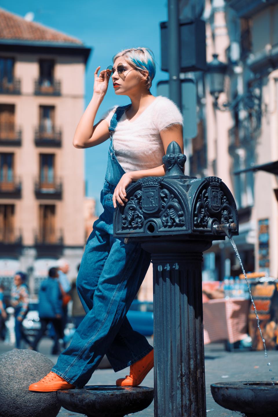 Free download high resolution image - free image free photo free stock image public domain picture  Beautiful young woman walking on the street