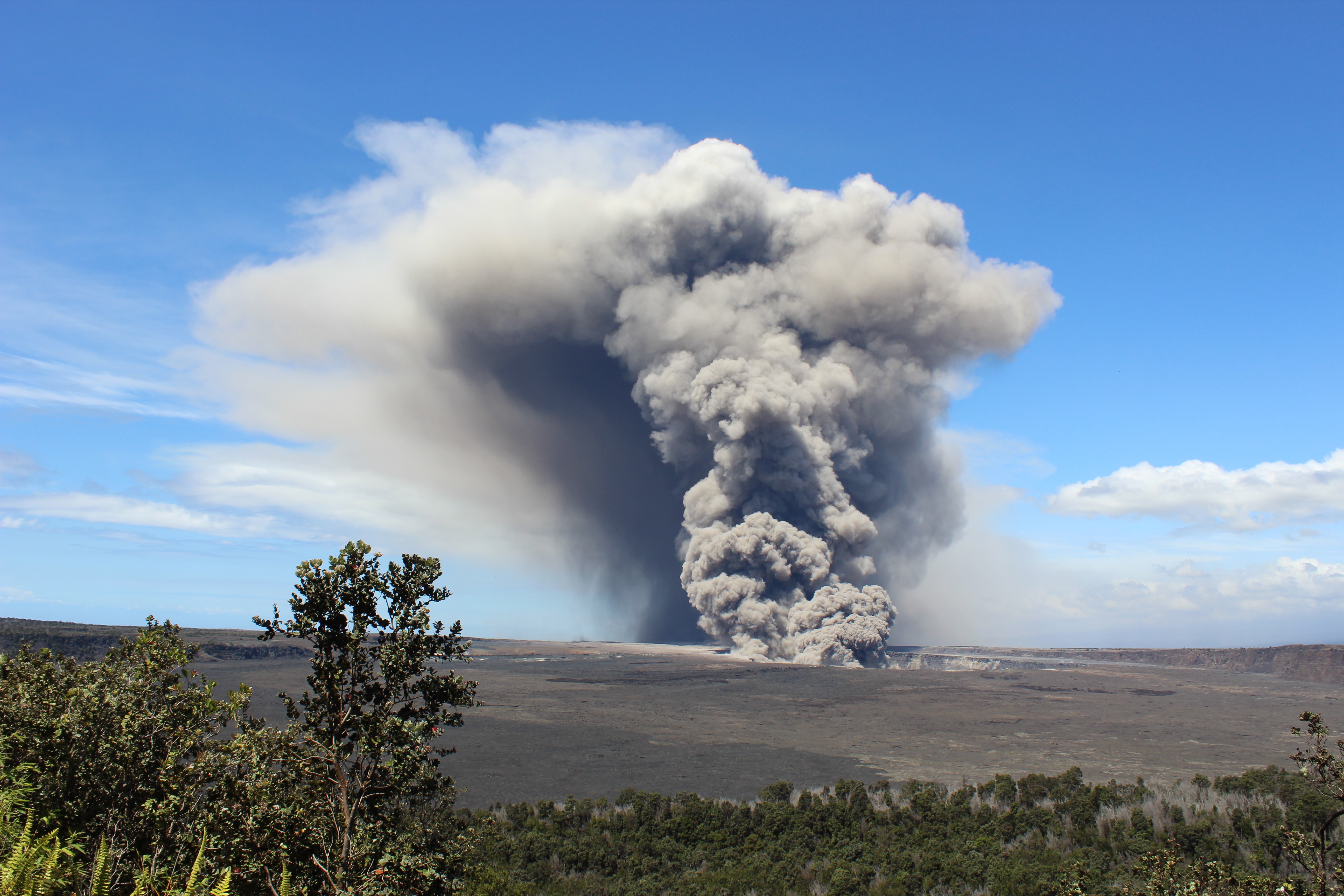 Free download high resolution image - free image free photo free stock image public domain picture -A large plume of volcanic ash and debris wafts