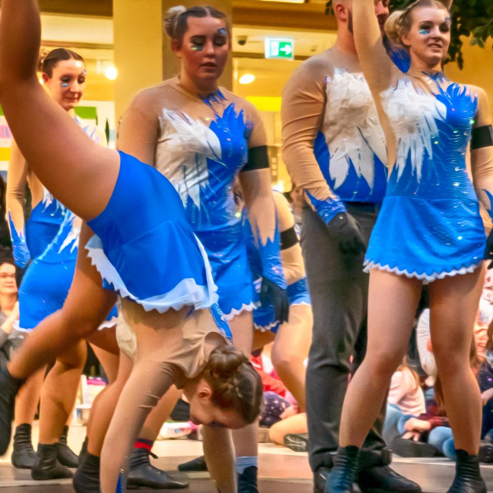 Free download high resolution image - free image free photo free stock image public domain picture  Group of cheerleaders in action