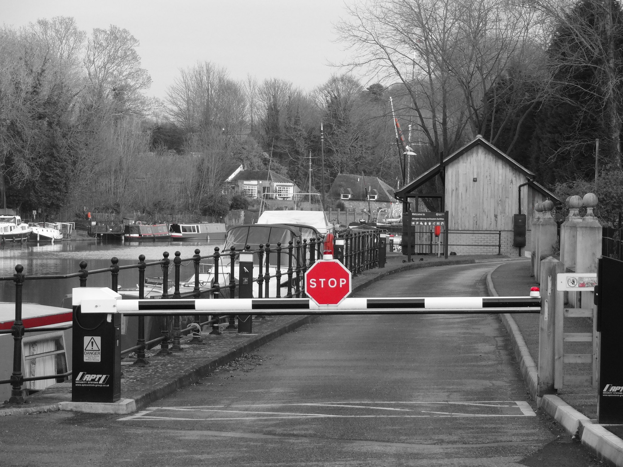 Free download high resolution image - free image free photo free stock image public domain picture -Stop sign at a junction