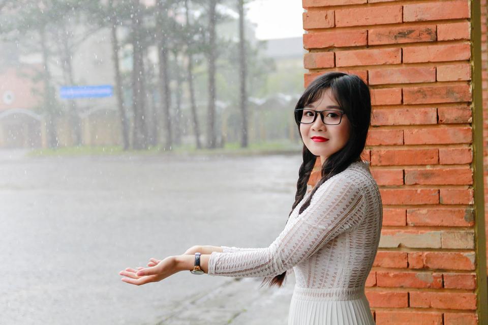 Free download high resolution image - free image free photo free stock image public domain picture  Japanese Woman standing under the rain