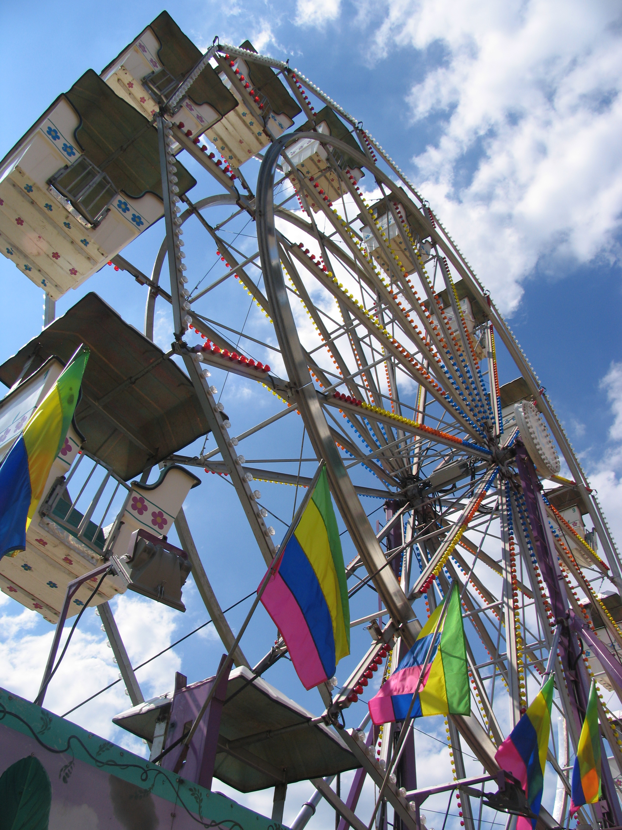 Free download high resolution image - free image free photo free stock image public domain picture -ferris wheel on blue sky background