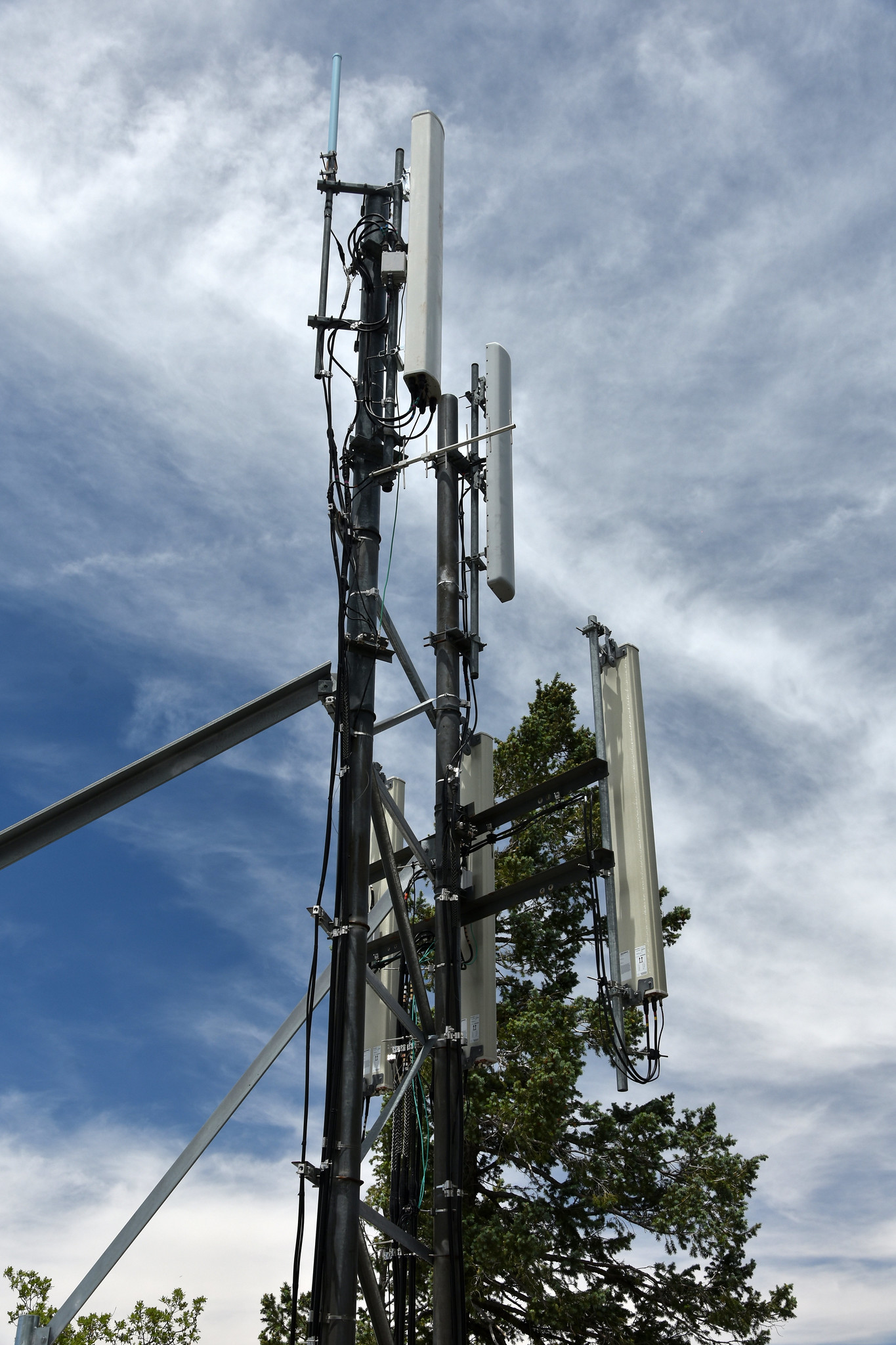 Free download high resolution image - free image free photo free stock image public domain picture -Radio equipment at the base of the lookout