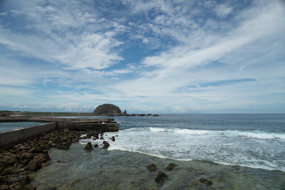 Free download high resolution image - free image free photo free stock image public domain picture  Waves crashing onto rocks