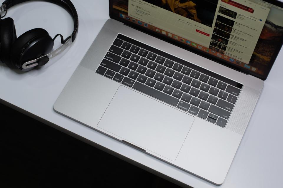 Free download high resolution image - free image free photo free stock image public domain picture  Apple MacBook Laptop