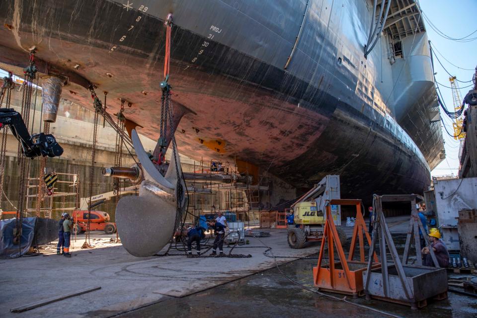 Free download high resolution image - free image free photo free stock image public domain picture  Vessel in the dock. Shipyard inside