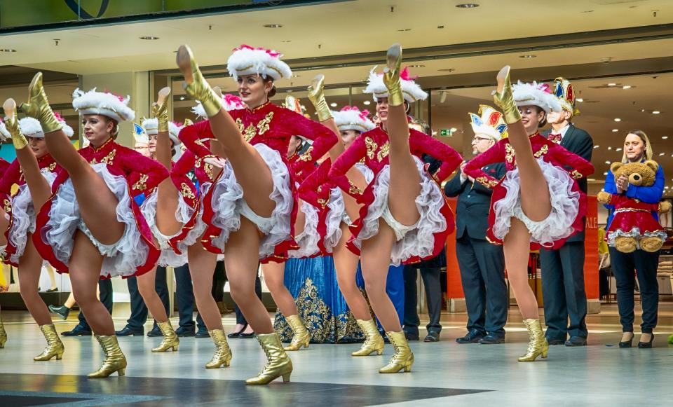 Free download high resolution image - free image free photo free stock image public domain picture  Cheerleader and dancer performing on stage