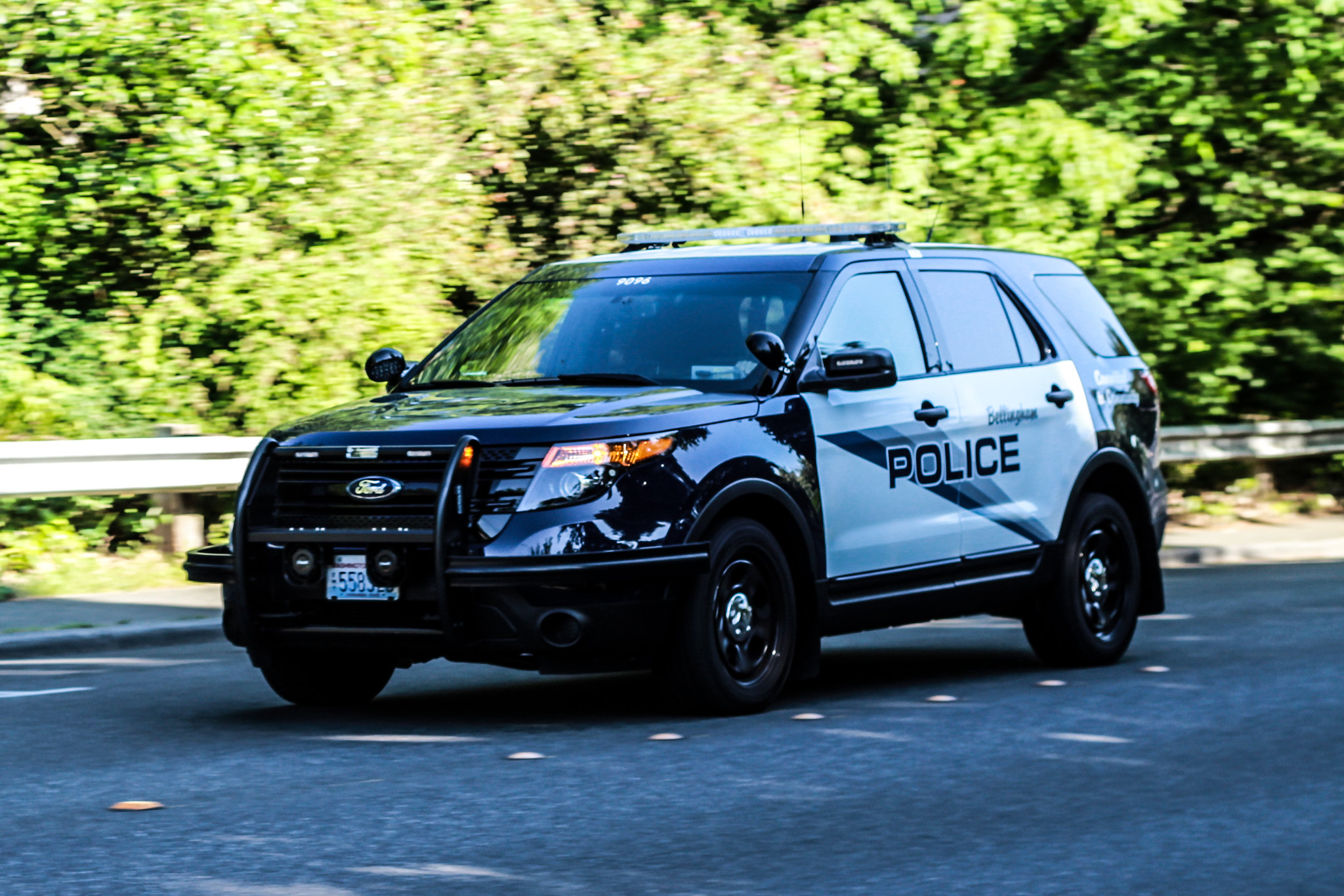 Free download high resolution image - free image free photo free stock image public domain picture -Police car with emergency lights and siren on street