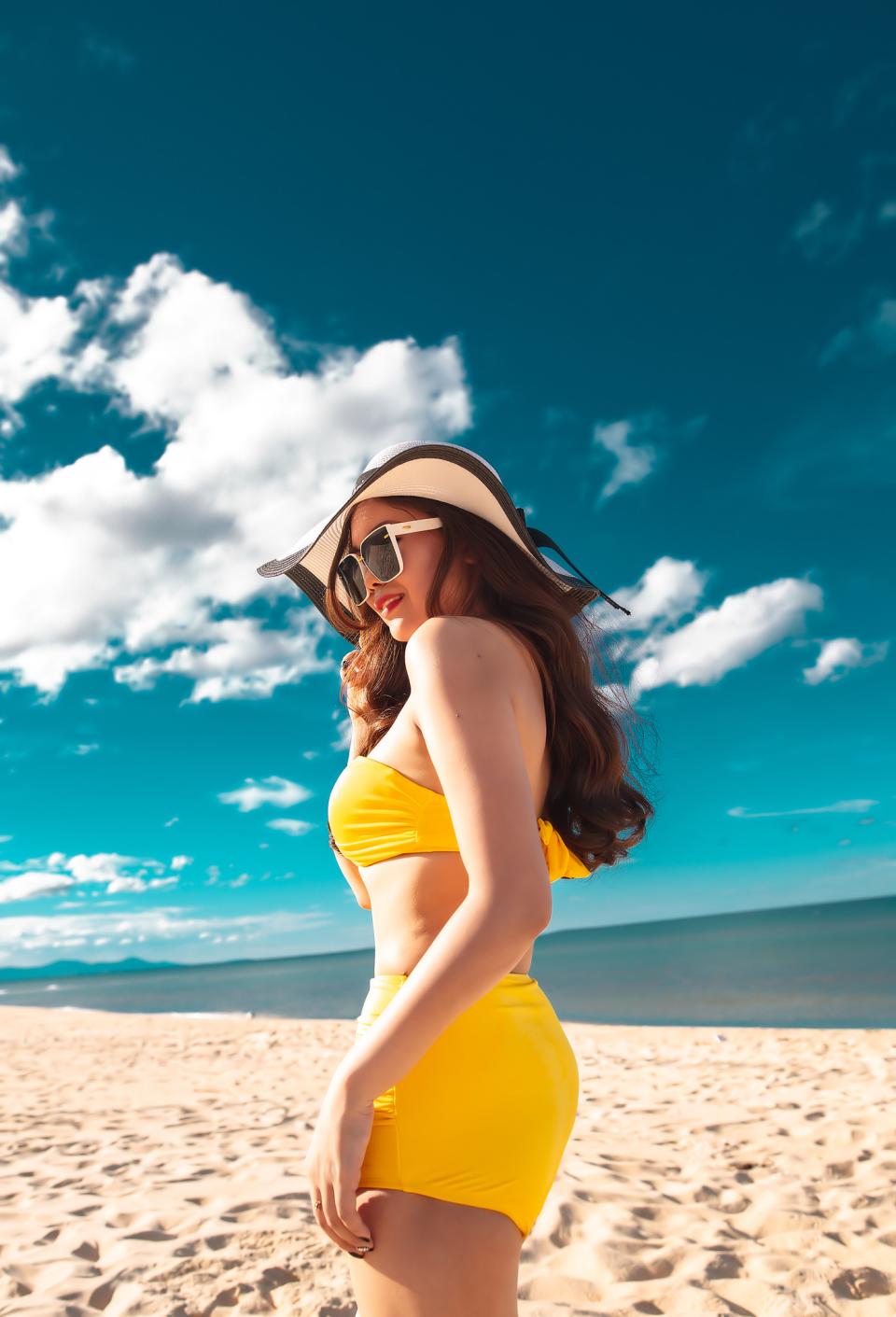 Free download high resolution image - free image free photo free stock image public domain picture  Asian Sexy girl lying on the tropical beach