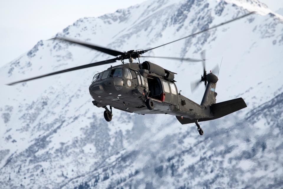 Free download high resolution image - free image free photo free stock image public domain picture  UH-60L Black Hawk helicopter