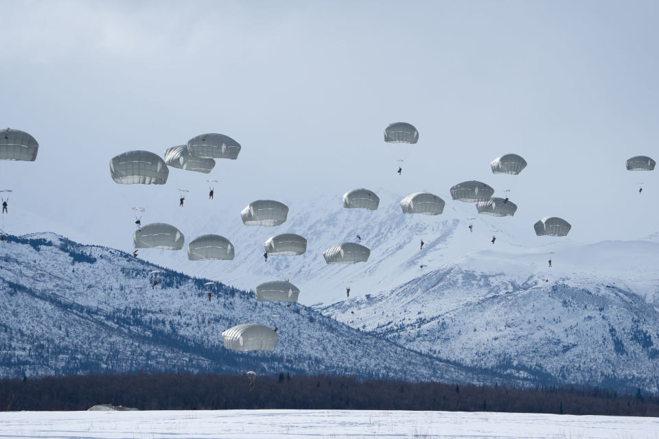 Free download high resolution image - free image free photo free stock image public domain picture  U.S. Army paratroopers