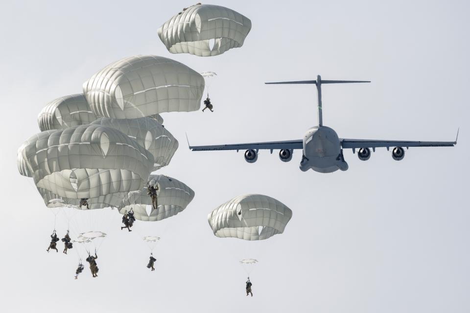 Free download high resolution image - free image free photo free stock image public domain picture  U.S. Army paratroopers